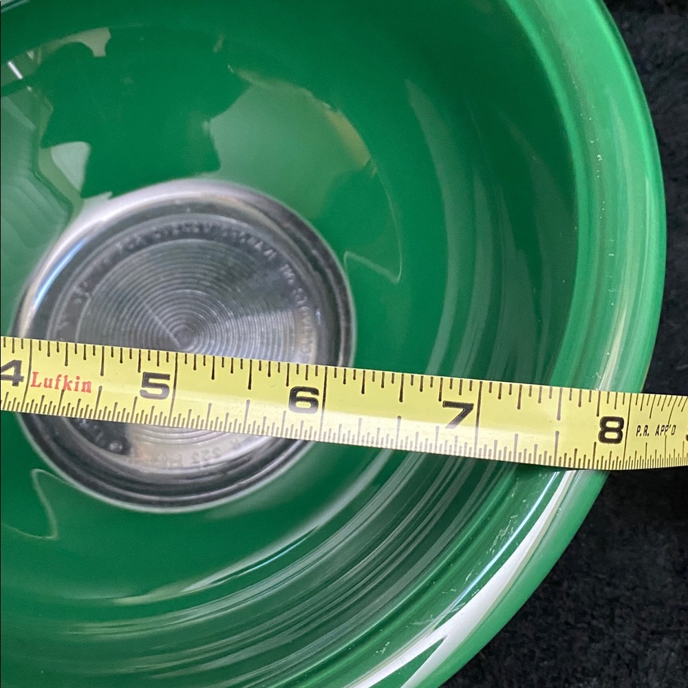 Vintage Pyrex Set of 3 Nesting Mixing Bowls 322 323 325 Green
Clear Bottom - Picture 15 of 16